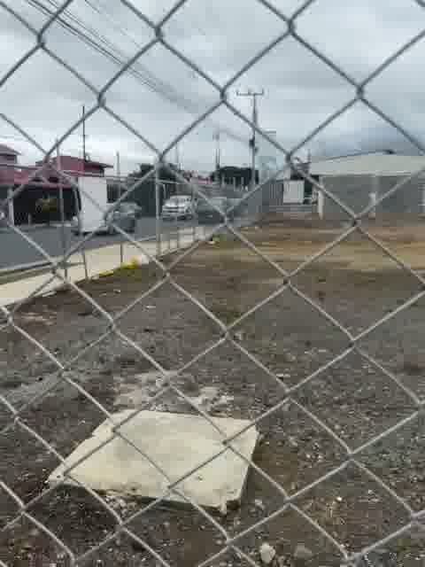 Lote comercial esquinero en San Juan de Tibás — Una esquina, mil oportunidades